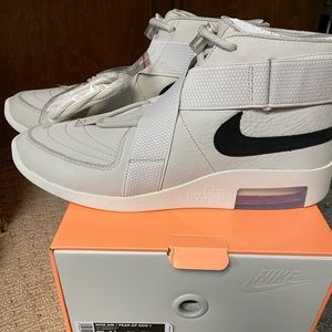 🔥🔥BNWT RARE Nike Fear of God 1 Air Raid🔥🔥